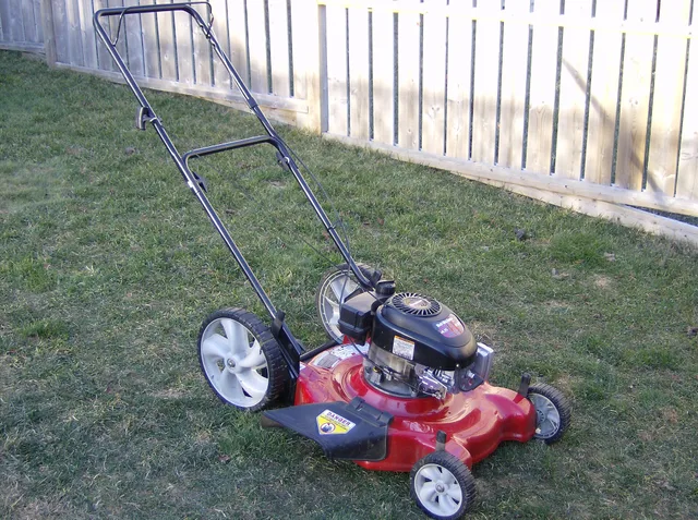 MTD Yard Machines Lawn Mower 4.5HP Tecumseh Engine / 22" Cutting Deck / Adjustable Wheel Height. Should a lawn care business buy new or used equipment